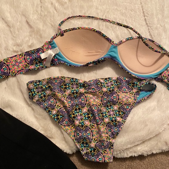 Aeropostale Bathing Suit/ bikini - Picture 3 of 6